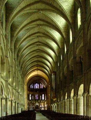 Gothic nave of St Remi Basilica, Reims - click to close