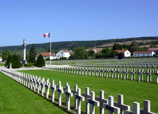French war cemetrey at Verdun - click to close