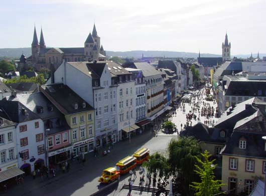 Trier in Mosel Valley - click to close