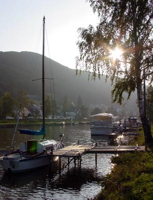 Brodenbach yacht-hafen - click to close
